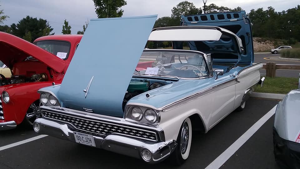 AJ’s Car of the Day: 1959 Ford Galaxie Skyliner Retractable Hardtop