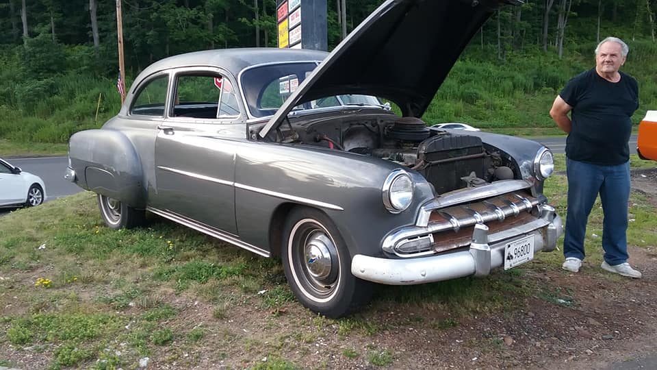 AJ’s Car of the Day: 1952 Chevrolet Deluxe Coupe