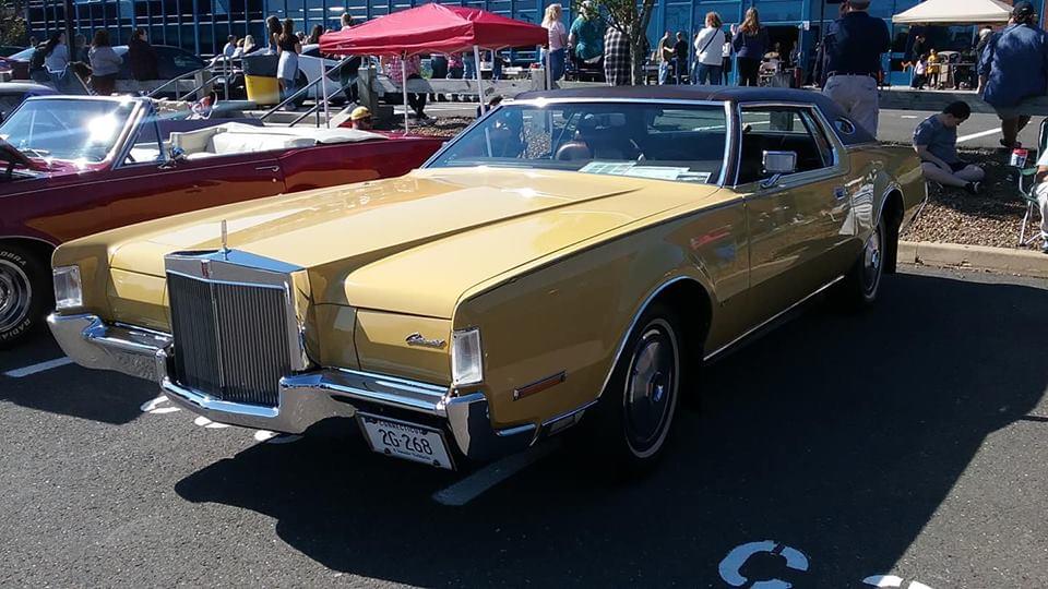 AJ’s Car of the Day: 1972 Lincoln Continental Mark IV