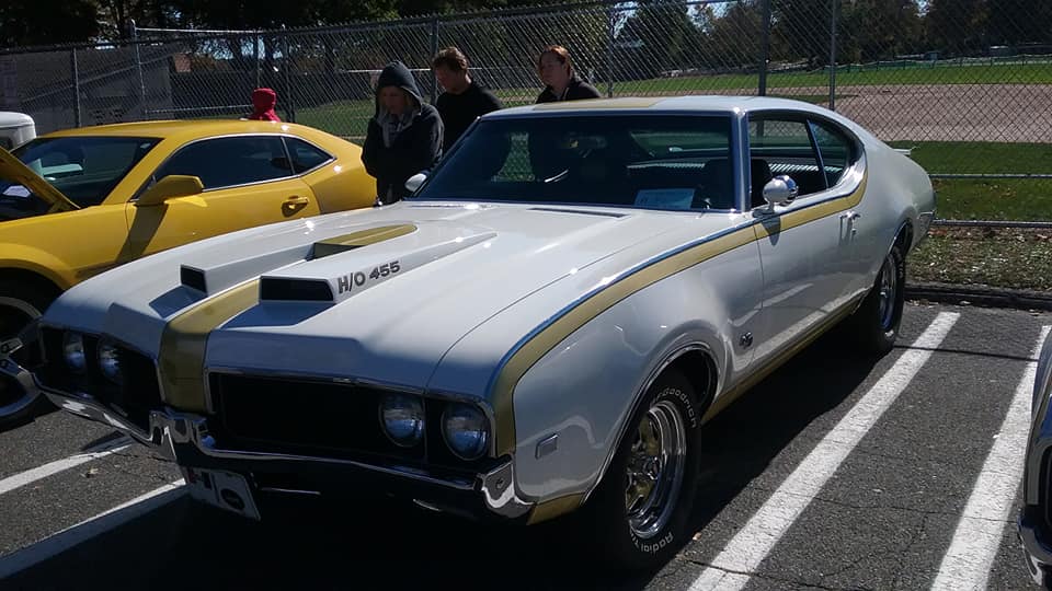 AJ’s “Badass Friday” Car of the Day: 1969 Oldsmobile/Hurst Olds 4-4-2