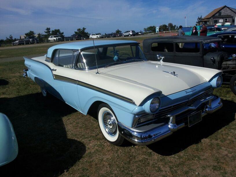 AJ’s Car of the Day: 1957  Ford Fairlane 500 Skyliner Retractable Hardtop