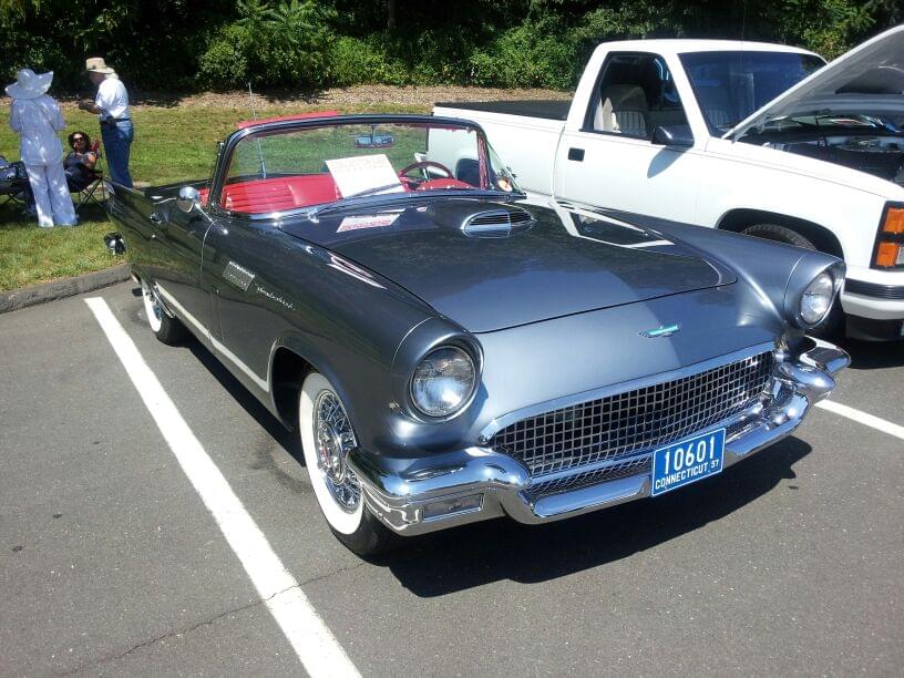 AJ’s Car of the Day: 1957 Ford Thunderbird