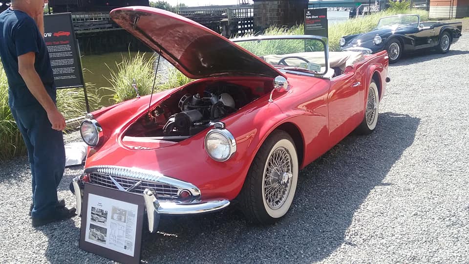 AJ’s Car of the Day: 1963 Daimler Dart V8 SP-250