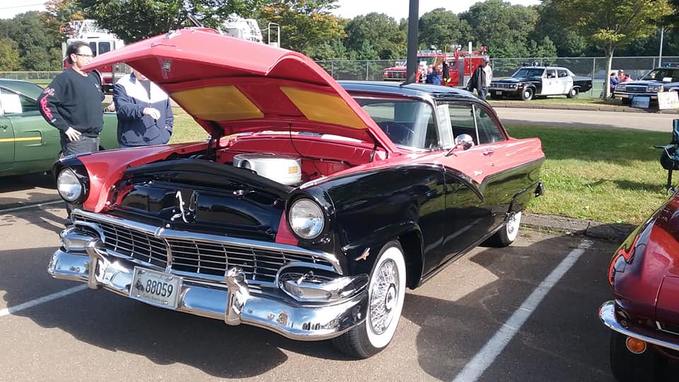 AJ’s Car of the Day: 1956 Ford Fairlane Victoria Hardtop