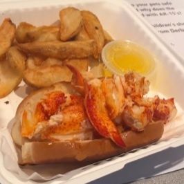 PODCAST – Wednesday, August 2: Nickelback Hatred; Lobster Rolls; How To Win $25,000