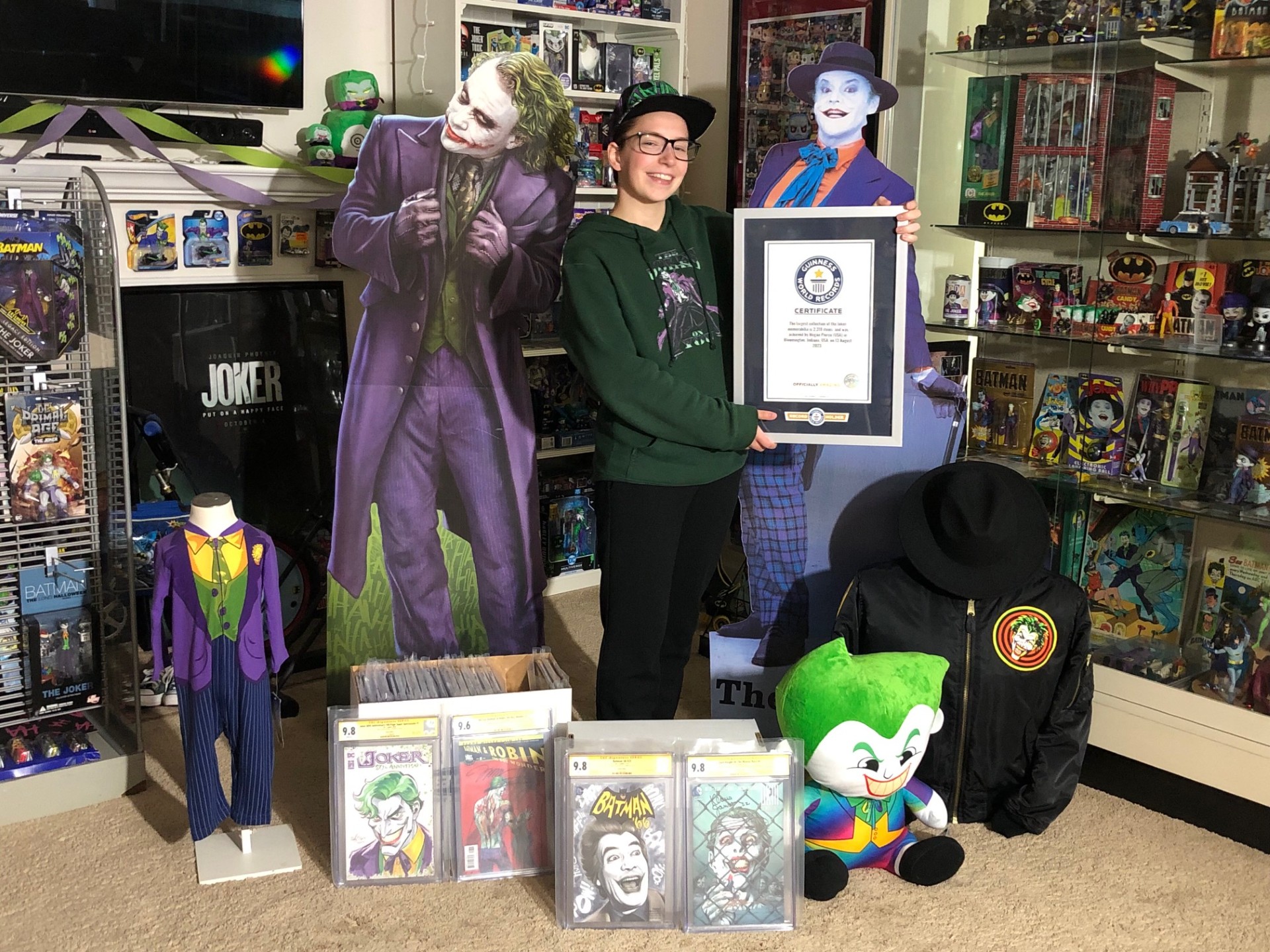 Thursday, October 16: Real Housewives on New Haven Apizza, World Record Joker Collection, Jimmy Koplik’s Concert Updates