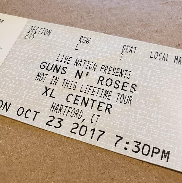 Throwback Concert: Guns N’ Roses at XL Center 2017