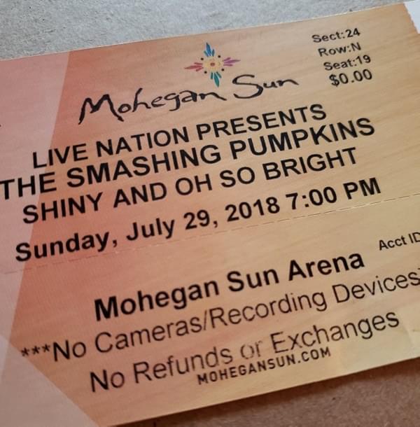 Throwback Concert: The Smashing Pumpkins at Mohegan Sun Arena 2018