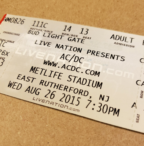 Throwback Concert: AC/DC at MetLife Stadium 2015