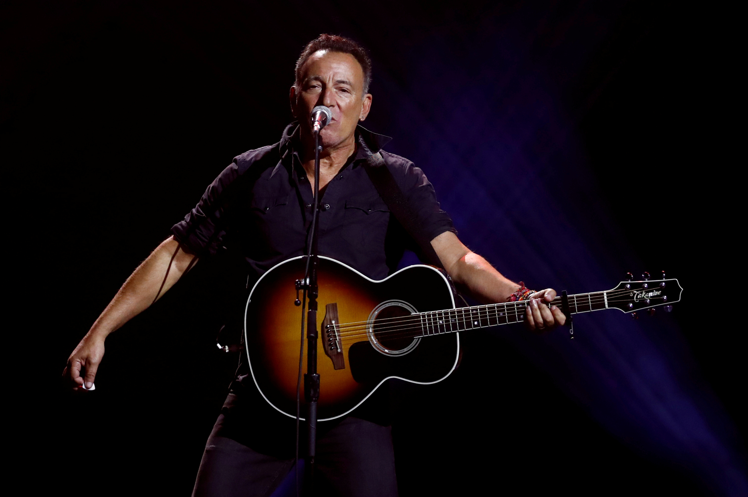 PODCAST – Tuesday, July 12: Bruce Springsteen’s Coming To CT; Rock Photographer Neil Zlozower; Snapping Rubber Bands On AJ’s Forehead
