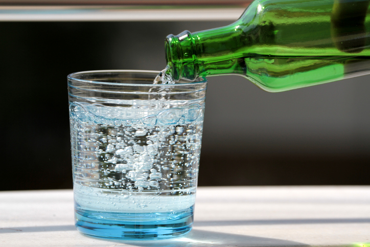 WEBE Wellness: Flat Vs. Carbonated Water – Which Is Healthier?