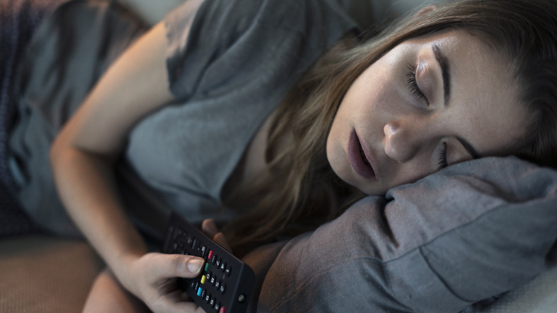 WEBE Wellness: Why You Shouldn’t Sleep With The TV On