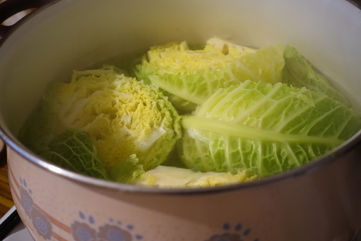 Morning Hack 3/13/023 Curb The Odor Of Boiling Cabbage!