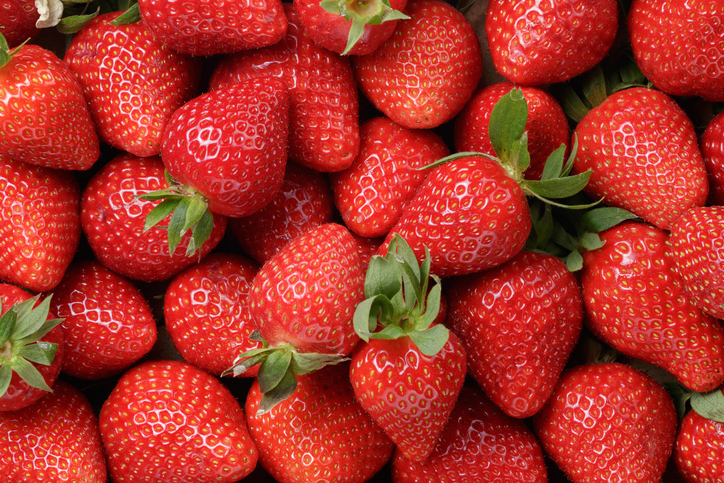 Morning Hack 10/9/2023 Save Strawberries Or Other Fruits A Few Weeks This Easy!