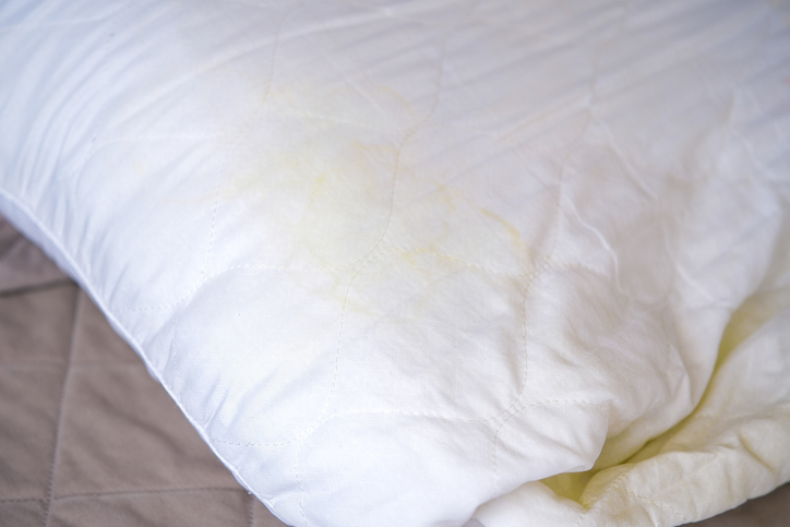 Morning Hack 10/21/2025 When Was The Last Time You Washed Your Pillows?