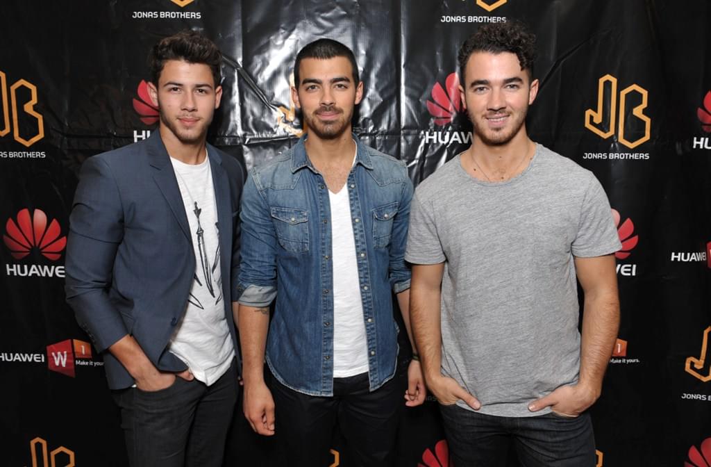 Jonas Bros are BACK!