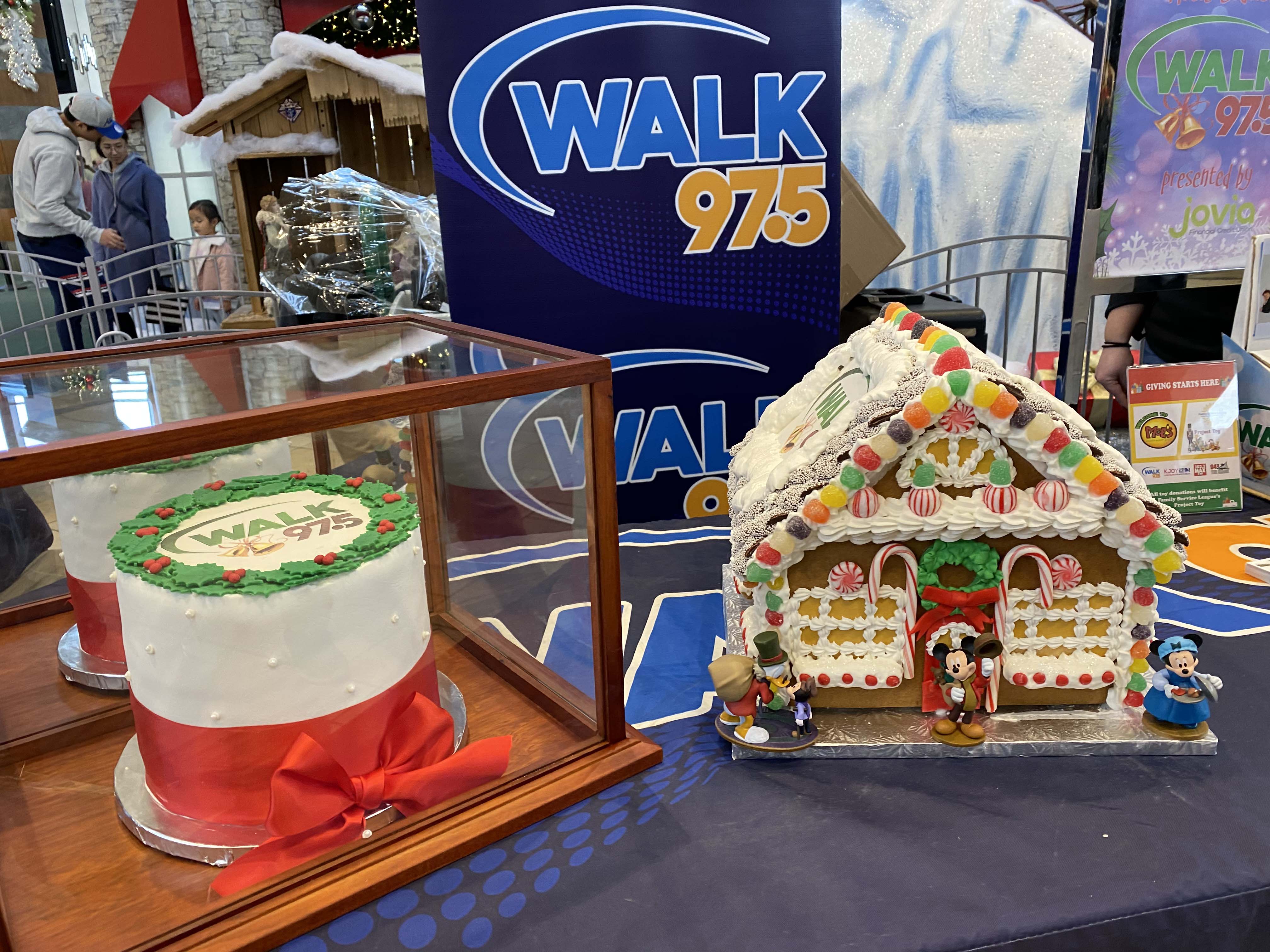 Walk 97.5’s Toy Drive benefiting Family Service League