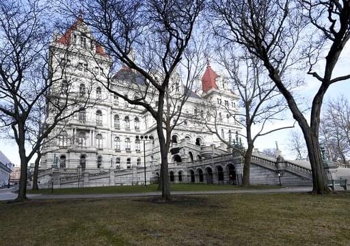 NY lawmakers OK cutting back nursing homes’ legal shield