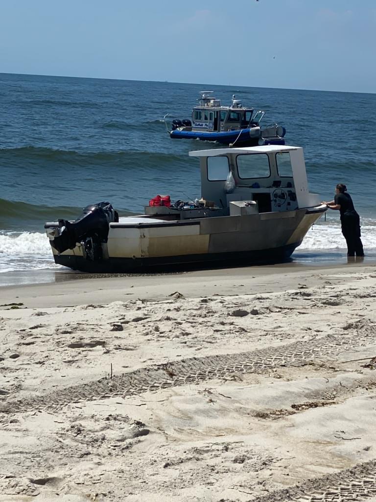 PD: Lindenhurst man arrested after stealing a boat in West Islip