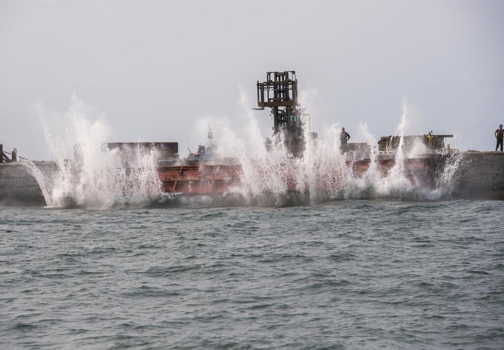 Old trains get new life as artificial reefs in LI water