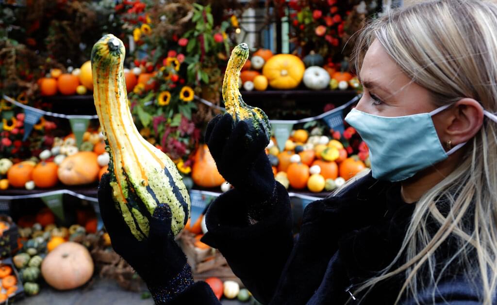 Halloween will have a full moon and Daylight Saving Time ends on Sunday