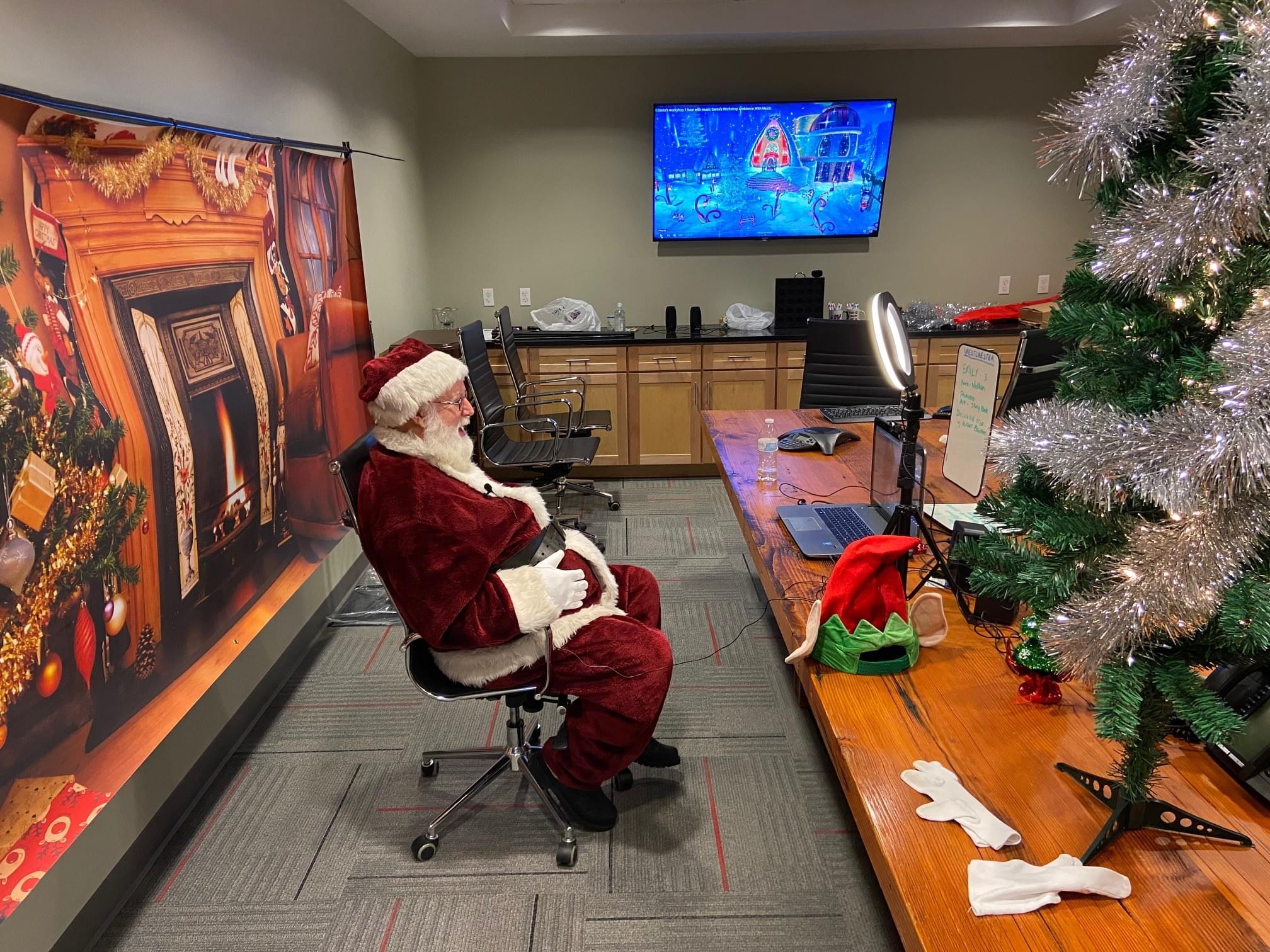 Santa Claus visits LI pediatric patients virtually for the 2020 Santa Connection