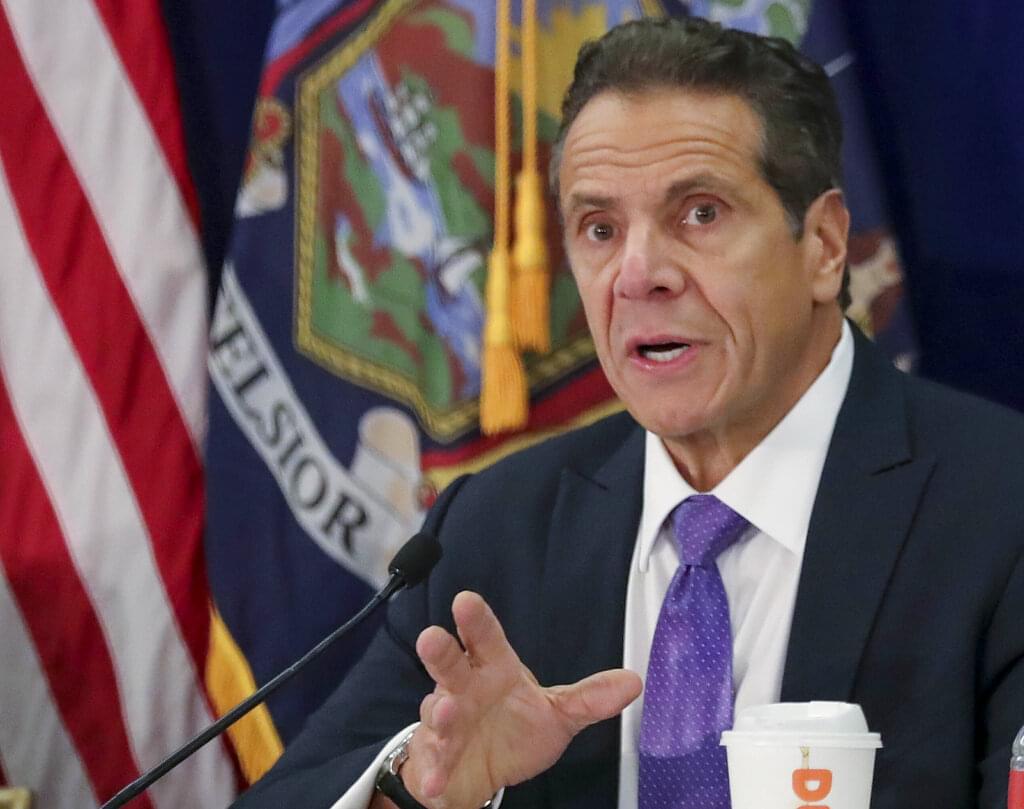 Cuomo signs law limiting ICE arrests at state courthouses
