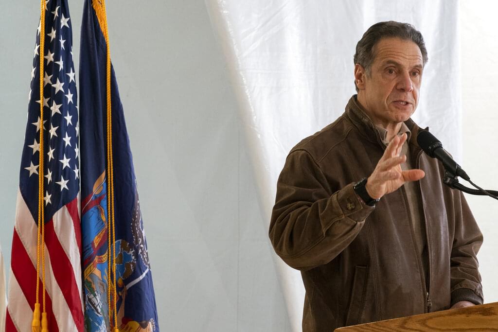 Cuomo says taxi drivers and restaurant workers can be eligible for COVID vaccine