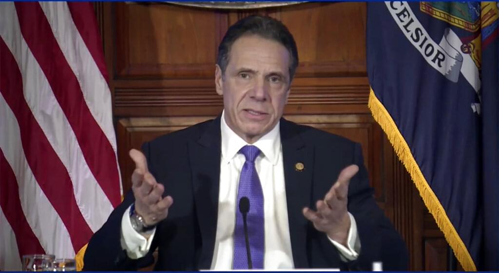 Cuomo issues apology, says he won’t resign