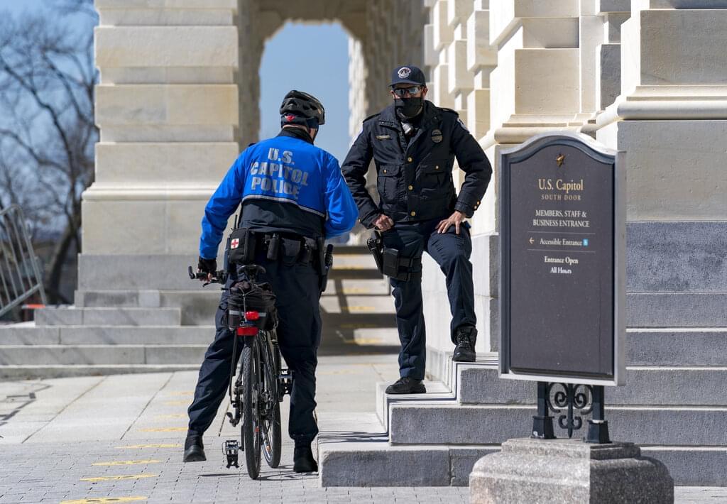 Capitol Police warn of “possible plot” to breach U.S. Capitol on Thursday