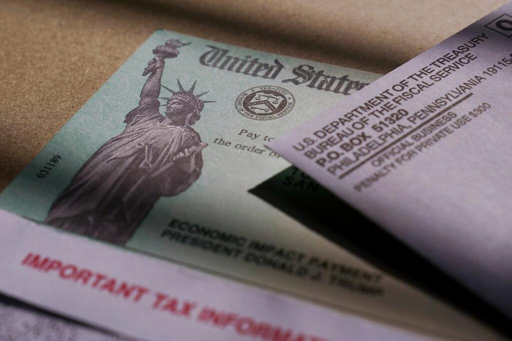 IRS delaying tax deadline