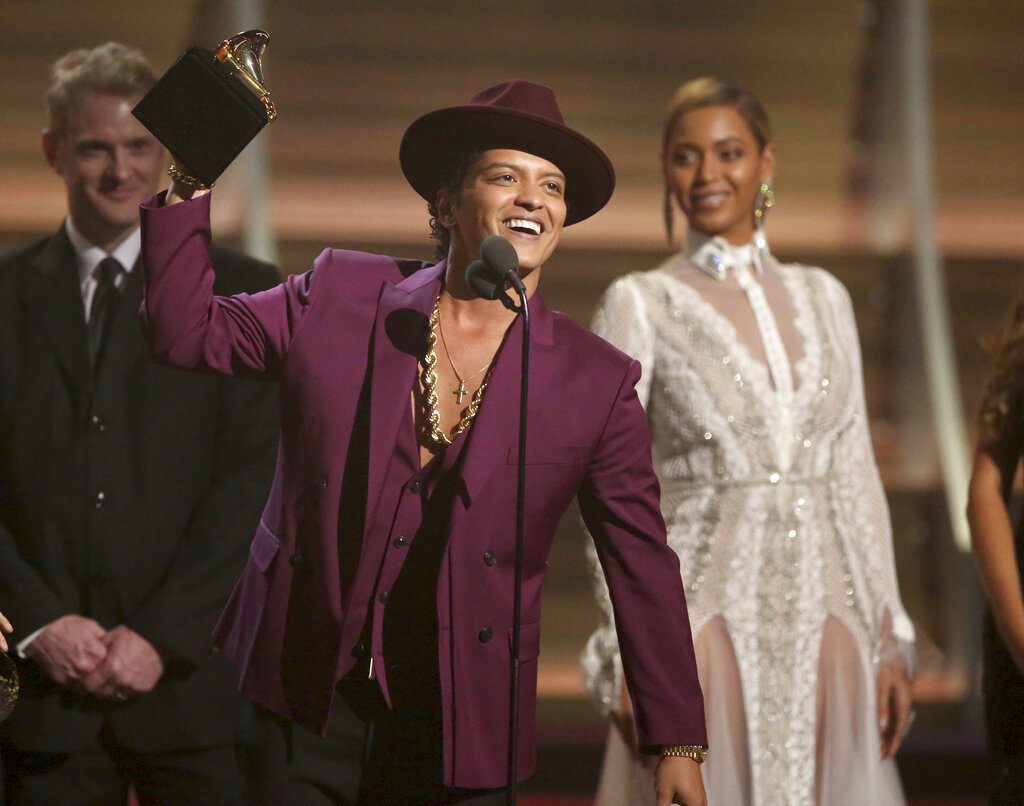 Bruno Mars Back On Top