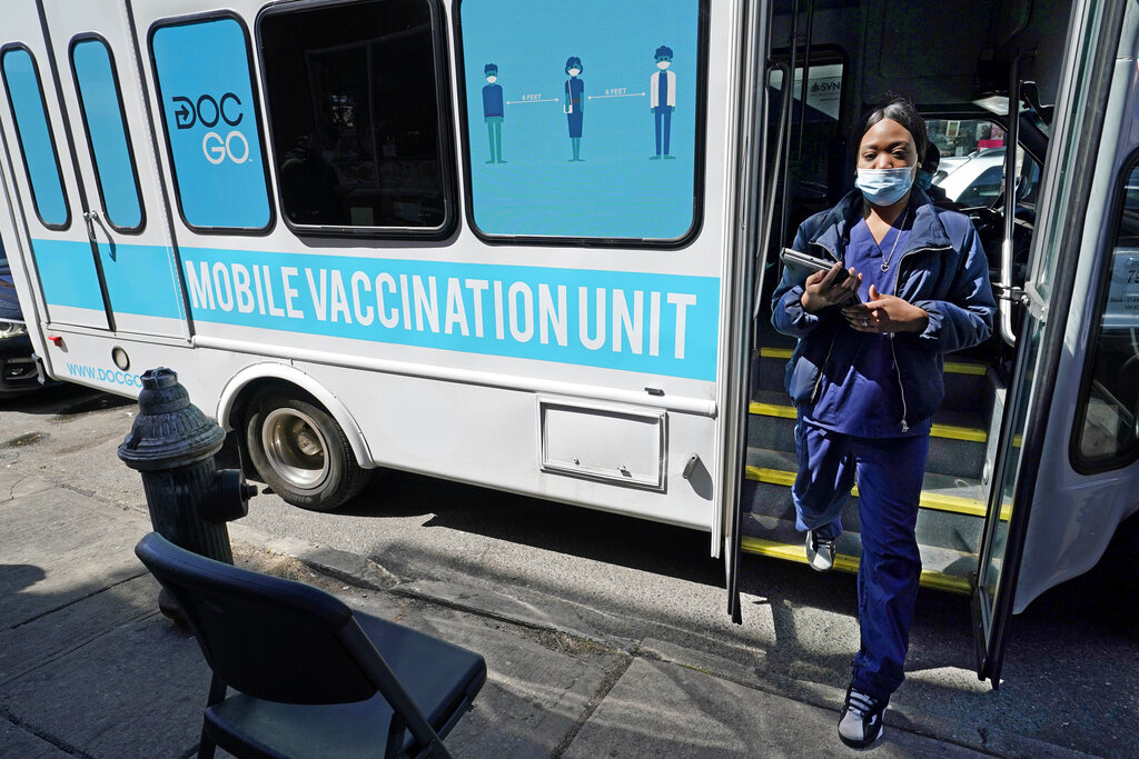 NYC wants state approval to vaccinate tourists