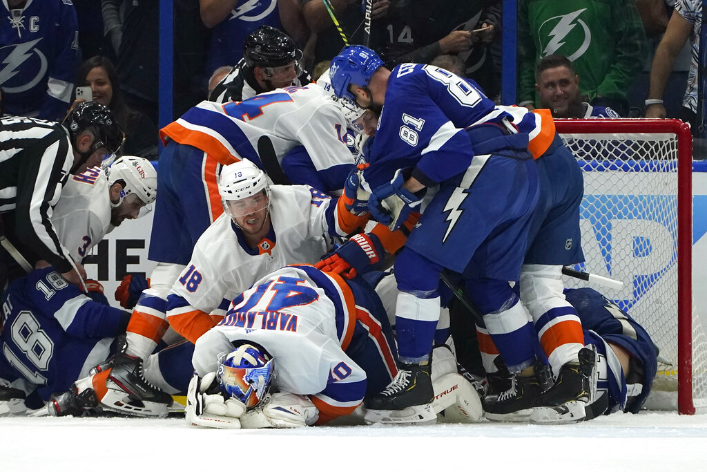 Stanley Cup semifinal series tied with a game apiece