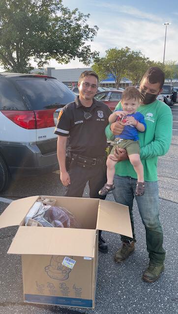 During a traffic stop this Suffolk Cop bought a family a new car seat