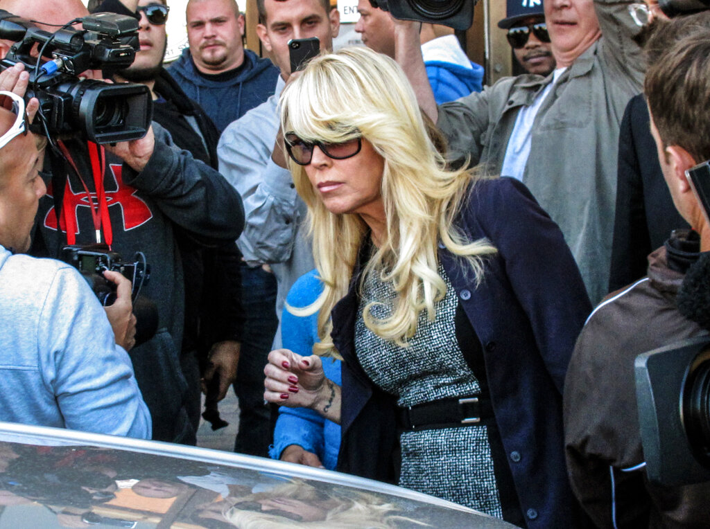 Lindsay Lohan’s mom Dina pleads guilty to drunken driving