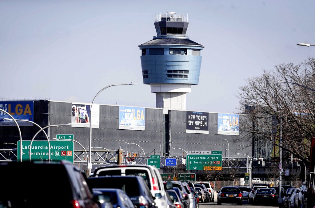 No charges for passenger in LaGuardia emergency landing