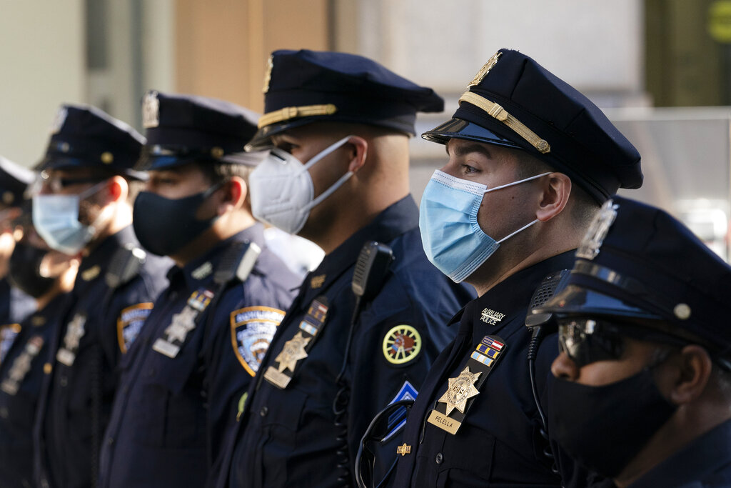 Police union sues NYC to stop vaccine mandate implementation