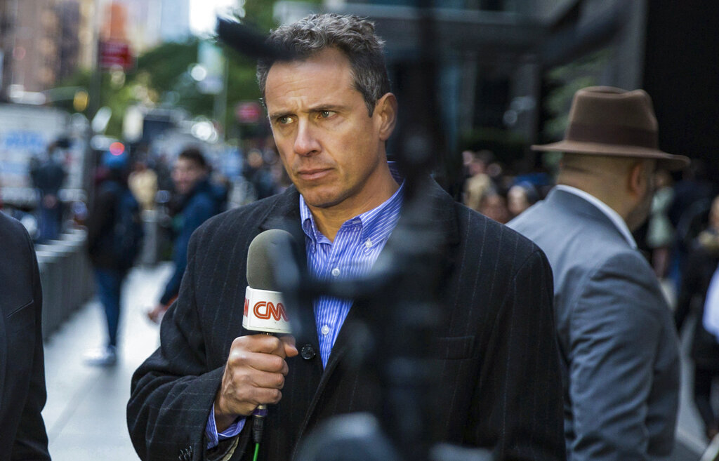 Publisher scraps plans to release book by Chris Cuomo