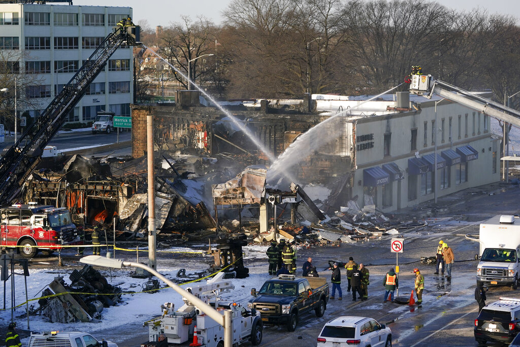 Gasoline tanker crashes into building, bursts into fireball