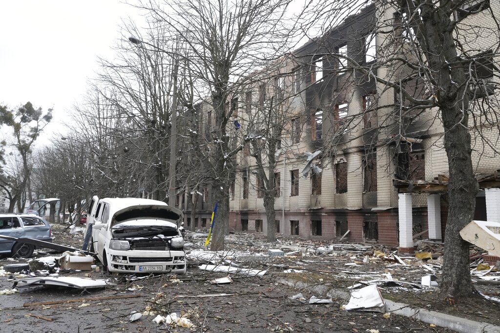 Russia pummels Ukraine’s No. 2 city and convoy nears Kyiv