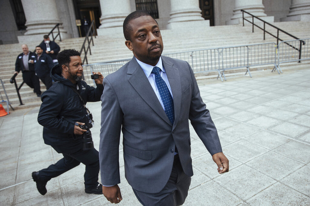 Lawyer: Ex-NY Lt Gov has strong legal challenges for charges