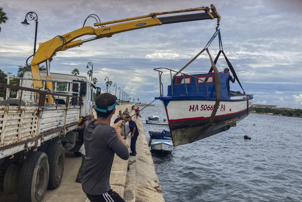 Hurricane Ian makes landfall in Cuba en route to Florida