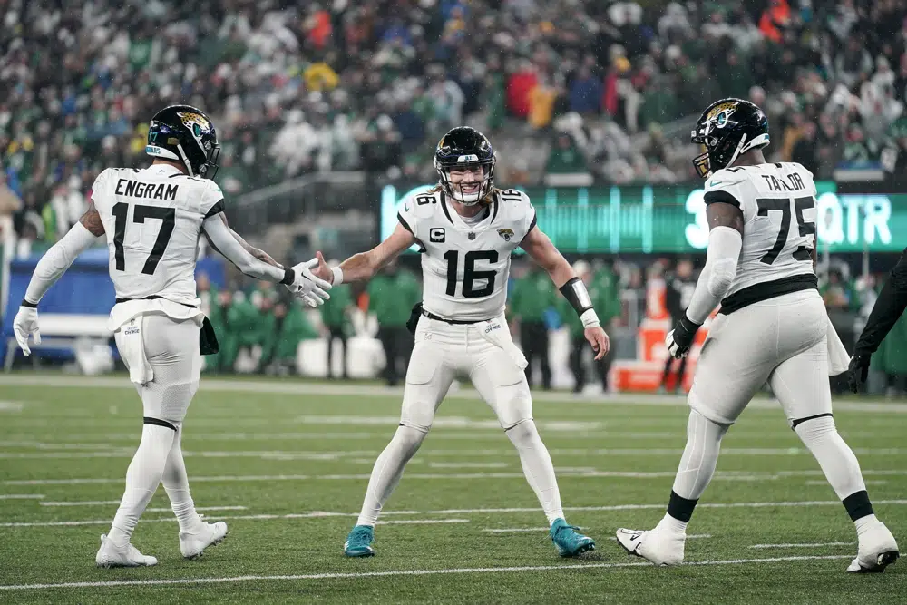 Jaguars beat Jets 19-3