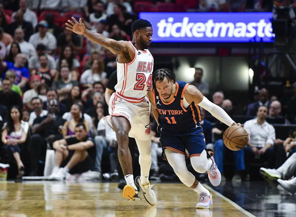 Heat hold off Knicks 127-120