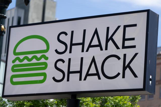 Shake Shack to open five new locations on Long Island