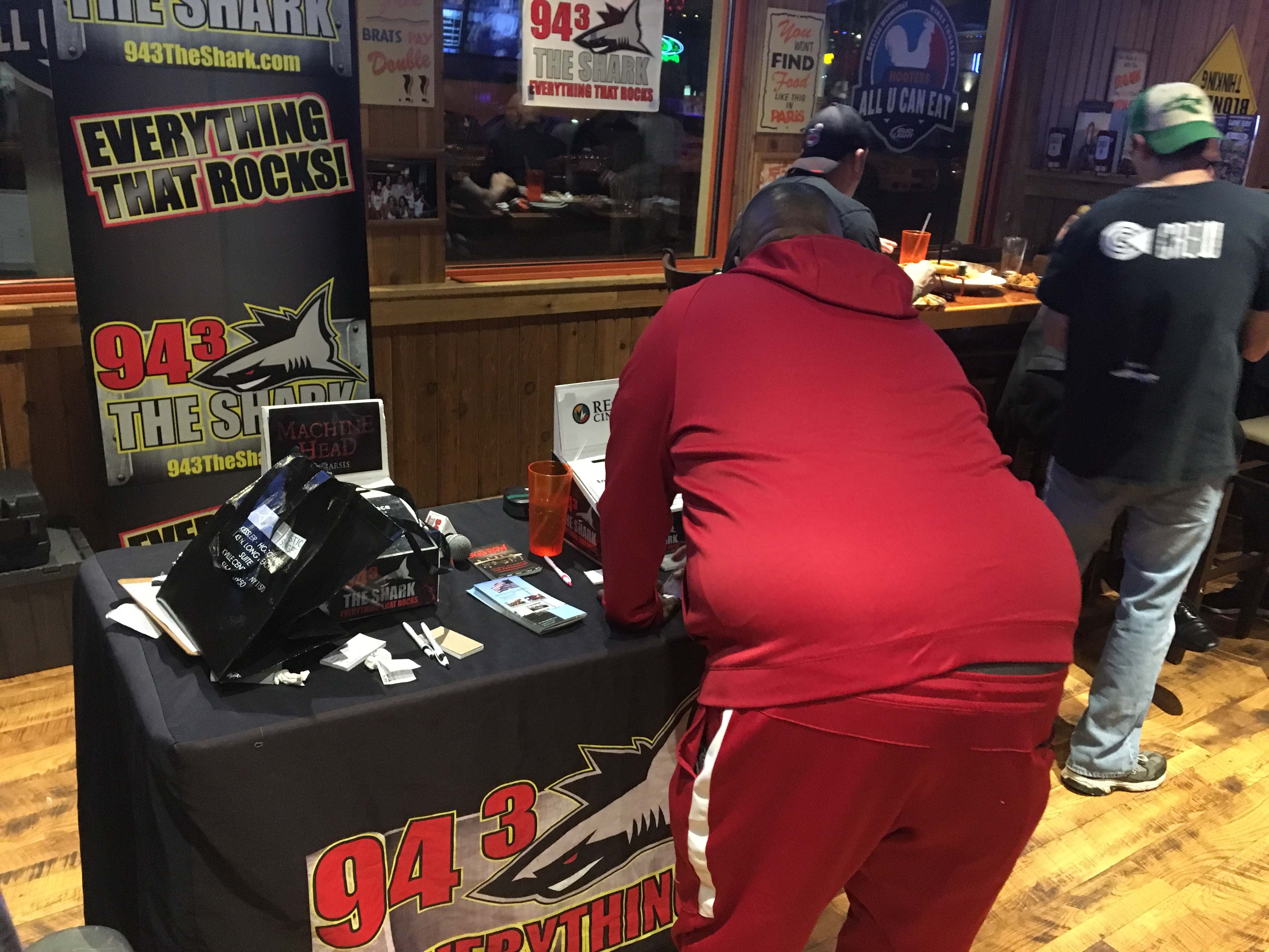 94.3 The Shark at Hooters