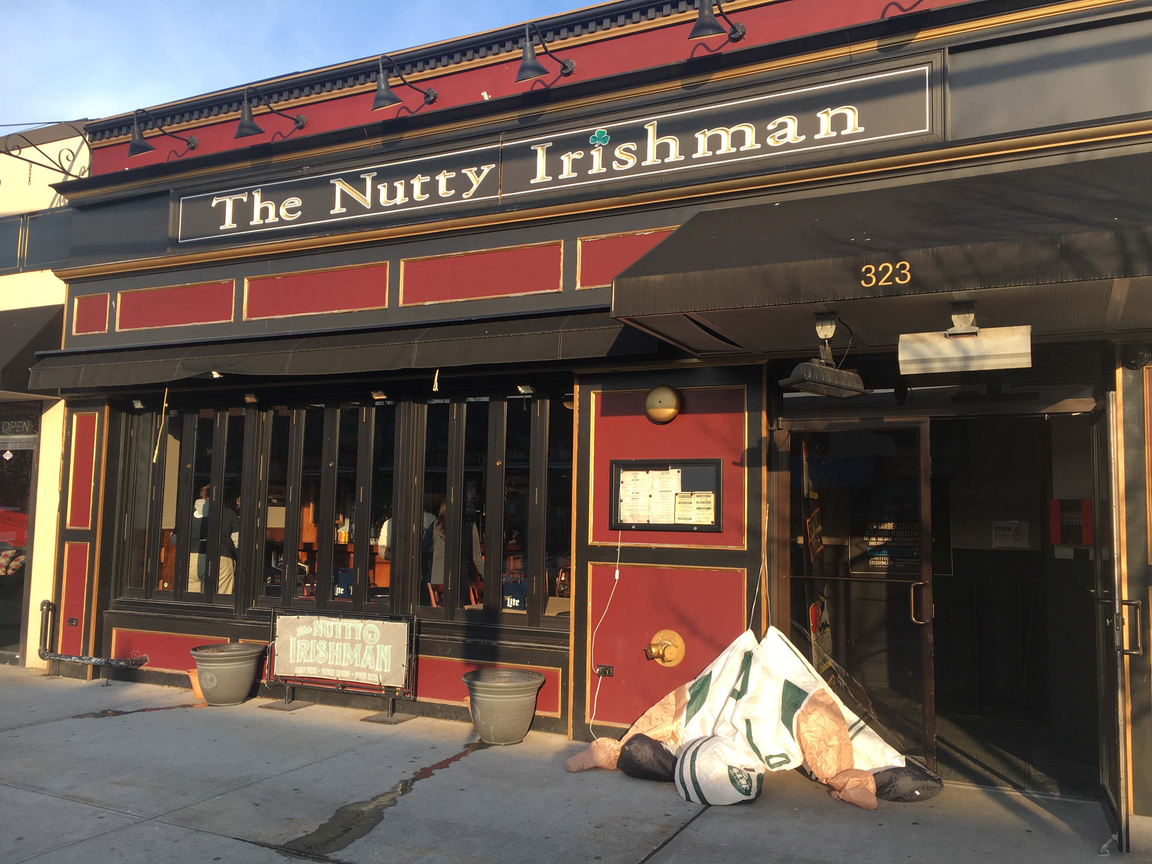 94.3 The Shark at The Nutty Irishman