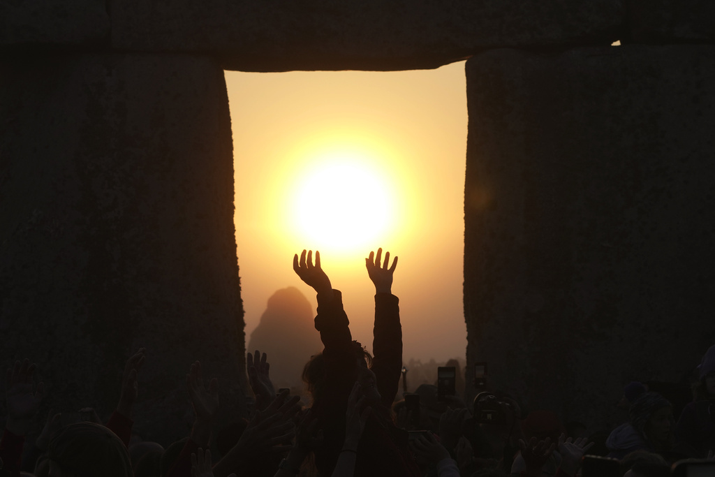 Climate protesters arrested over spraying orange paint on Stonehenge monument