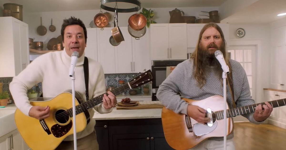 Chris Stapleton & Jimmy Fallon Sing “A Film By Nancy Meyers”